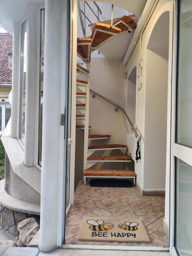 Split Crib - Chill Studio In Historic Μπρασόβ Εξωτερικό φωτογραφία
